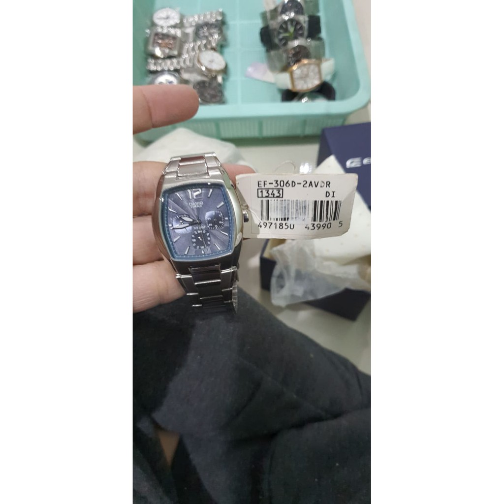 Khám phá đồng hồ Casio EF-306D-2AVDR